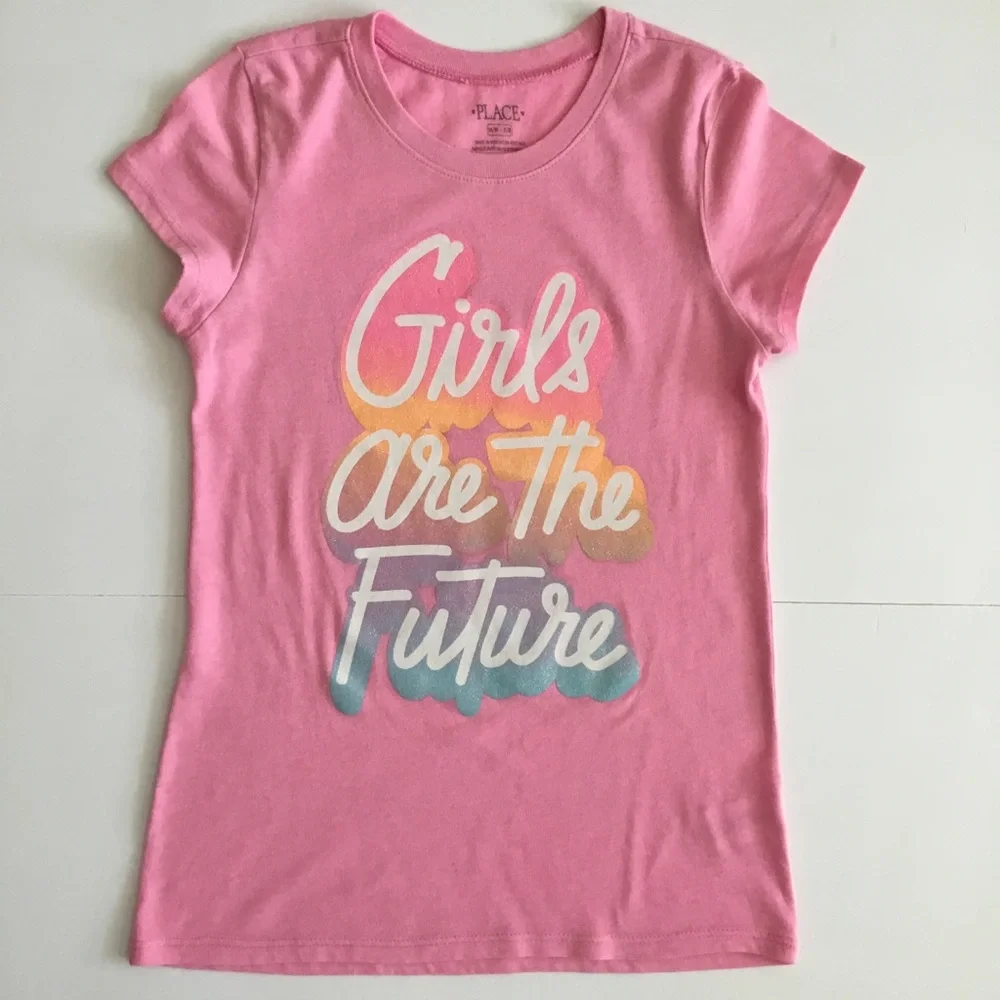 The Children’s Place T-Shirt “Girls are the Future”Size M